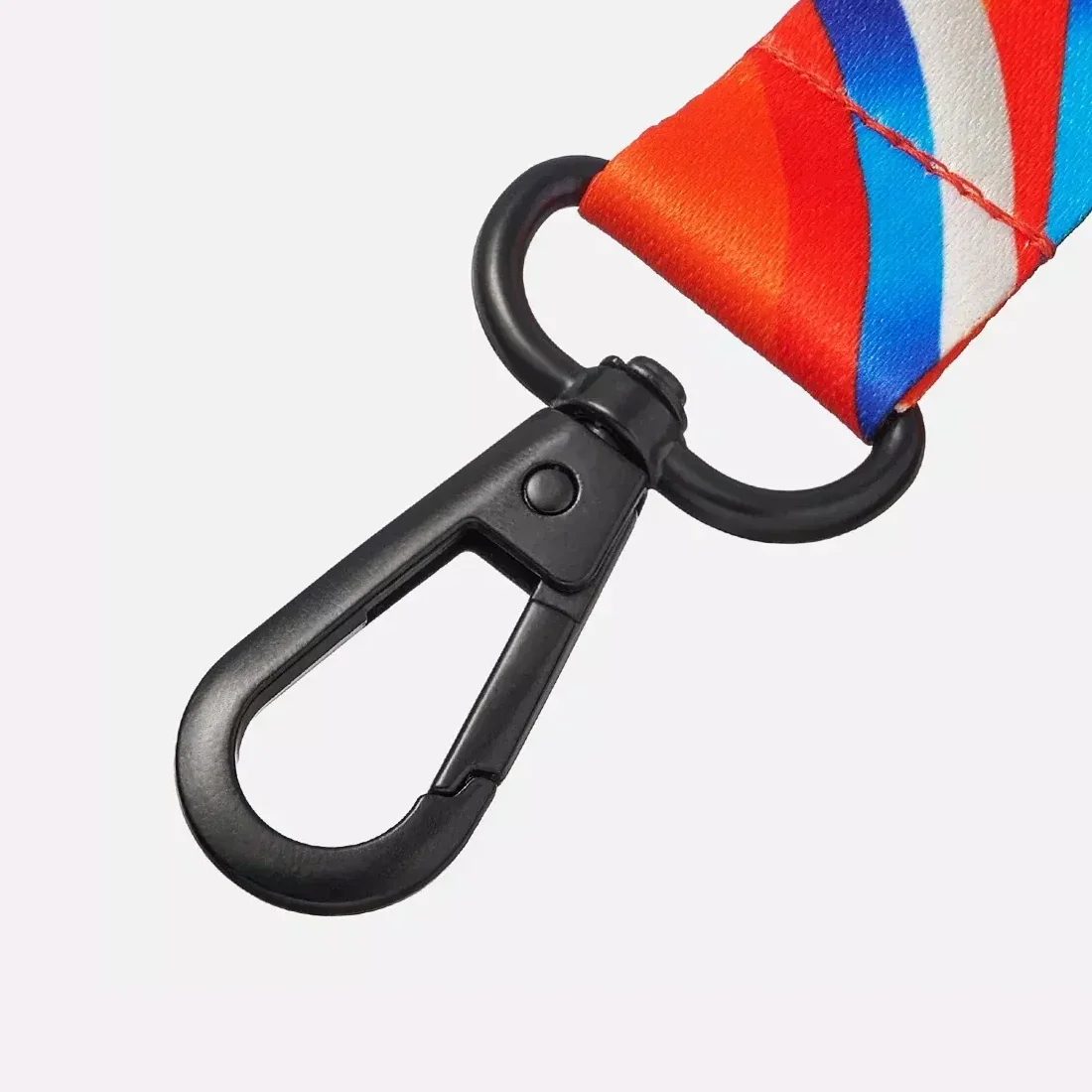 Карабин овальный чёрный